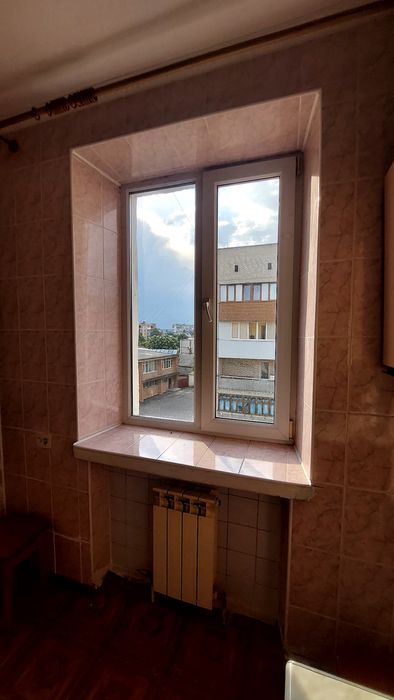 Продам 3-кімнатну квартиру. Вул.Київська,15.
