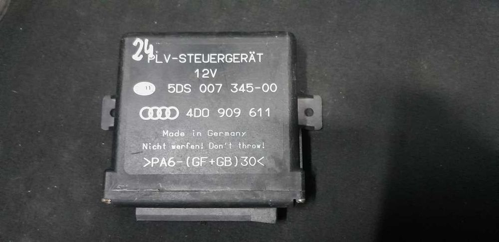 Sterownik regulacji kierownicy Audi 4D0'909611 A6 C5 A8 D2 parkowania