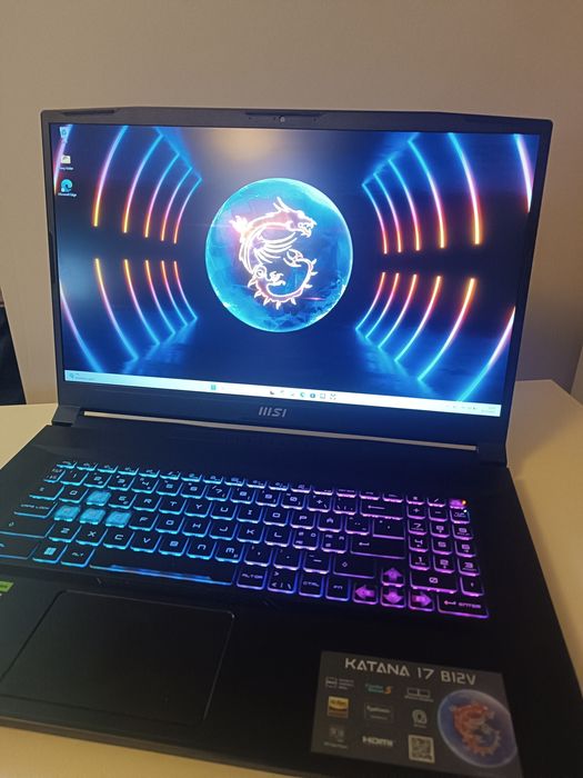 Laptop MSI Katana 17 – i5-12450H/ RTX 4060/ 16 GB / 512 GB SSD