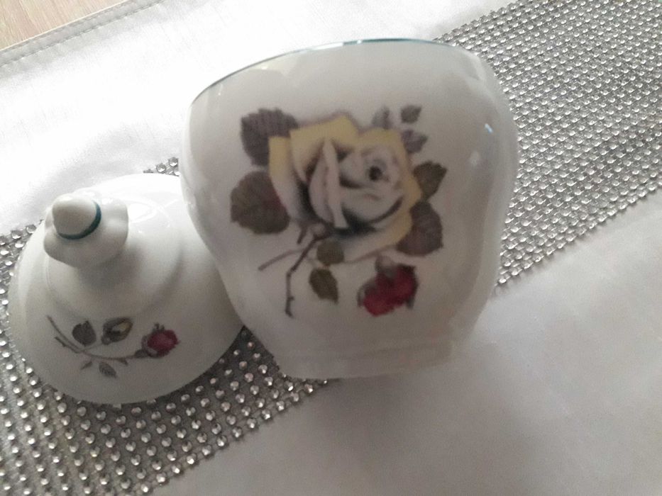 Cukiernica wys.14 x średnica10cm. Produkt polski.