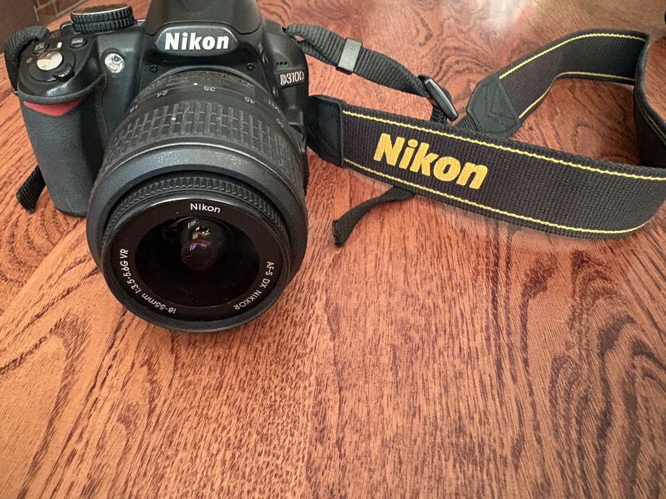 Фотоапарат Nikon D3100