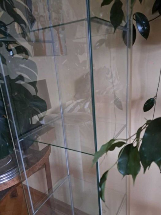 Witryna Ikea Detolf stan b dobry