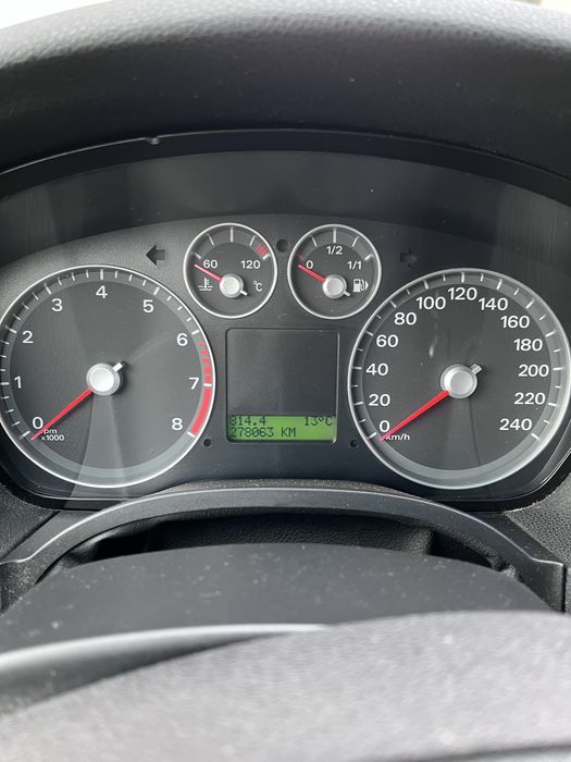 Ford focus mk2 1.6 benzyna