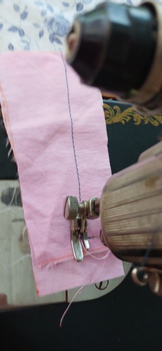 Швейна машина єлектрична