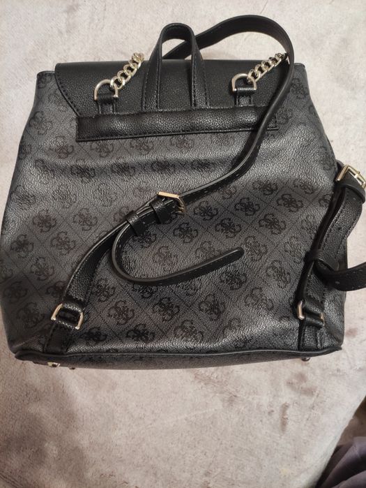 Рюкзак жіночий GUESS
