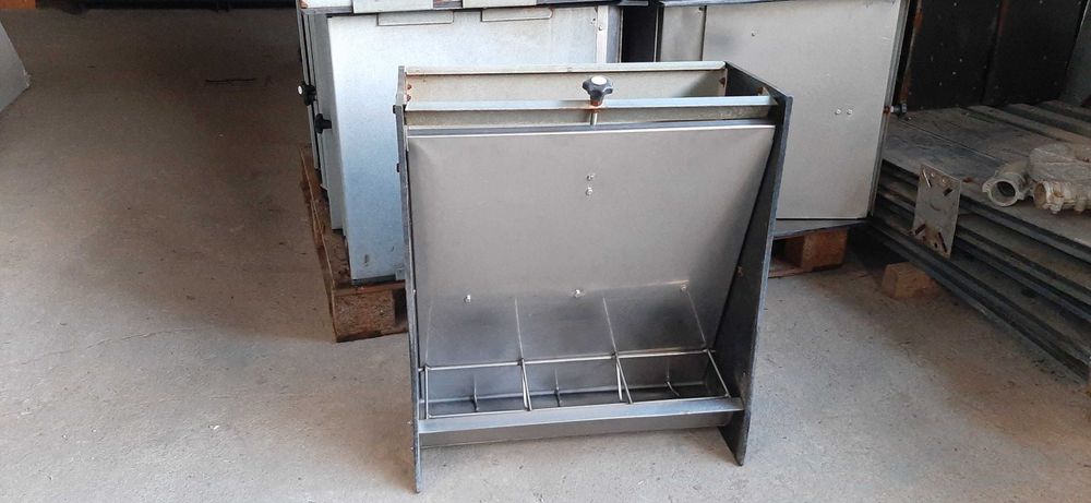 Karmik Paśnik skrzynkowy warchlak na odchowalnie dla trzody kwasówka