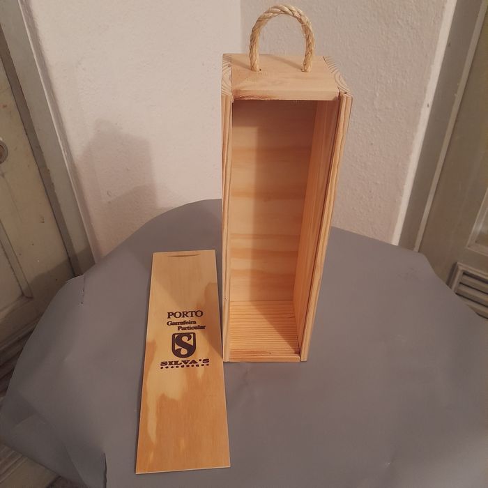 Caixa madeira garrafas