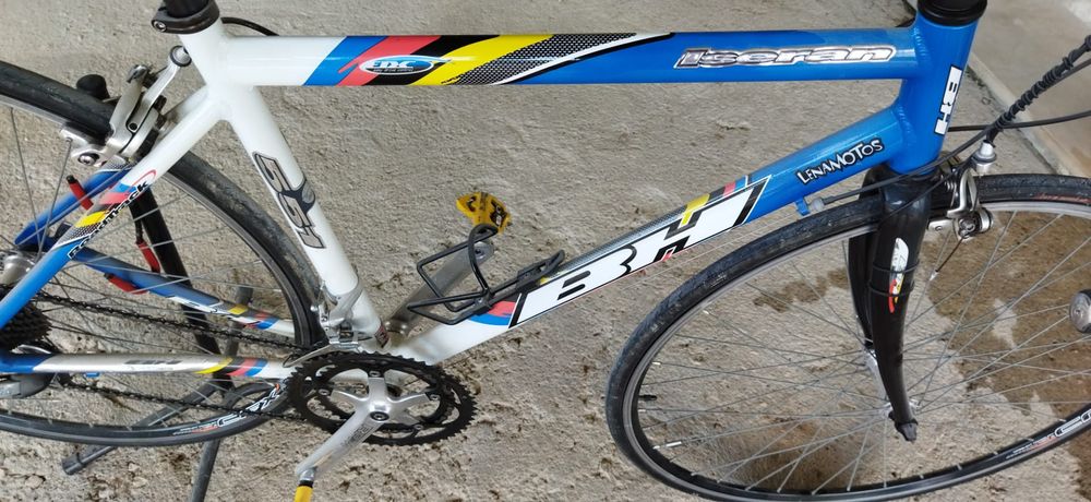 Bicicleta estrada Bh