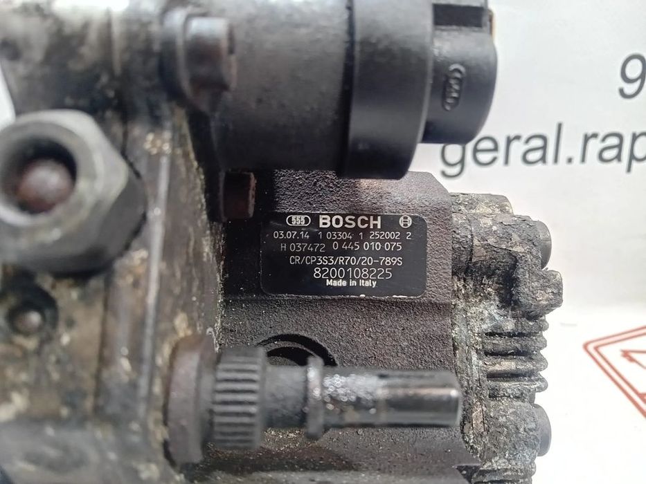 Bomba Injetora / Bomba de Injeção /Alta Pressão 1.9 DCI Ref 044501075