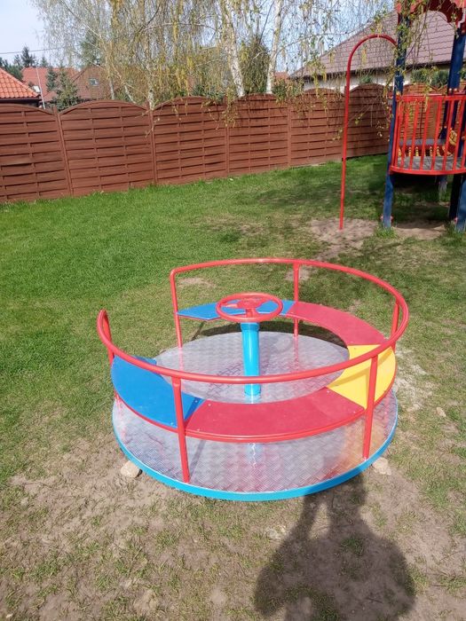 Karuzela na plac zabaw