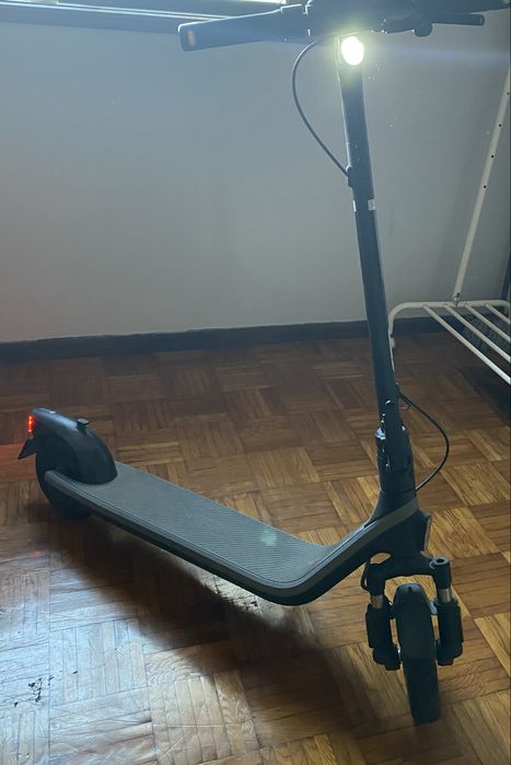 Trotinete Elétrica Segway Ninebot E2 E II – Pouco Uso