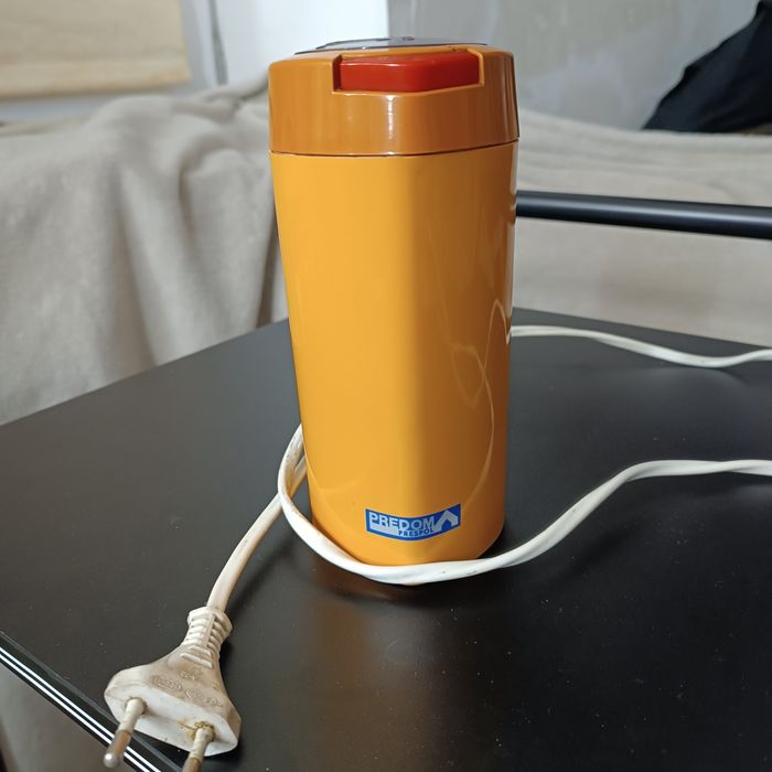 Кавомолка predom prespol