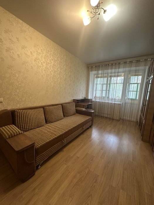 Терміново здається 1 кім квартира