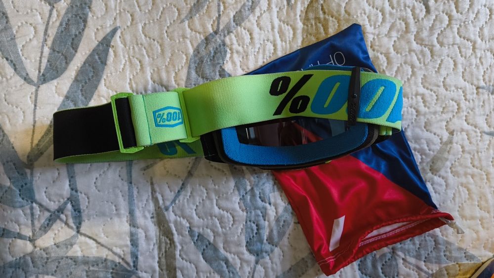 Capacete Pull-in+ óculos 100%
