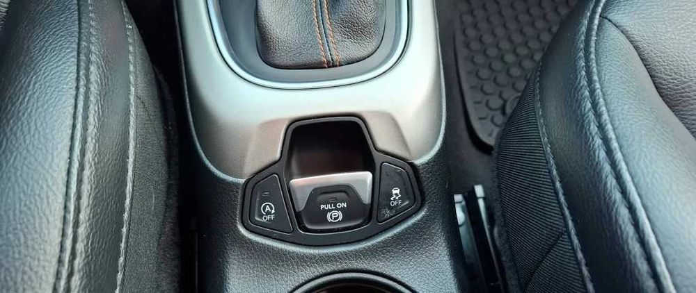 Продам автомобіль Jeep Compass 2018 року