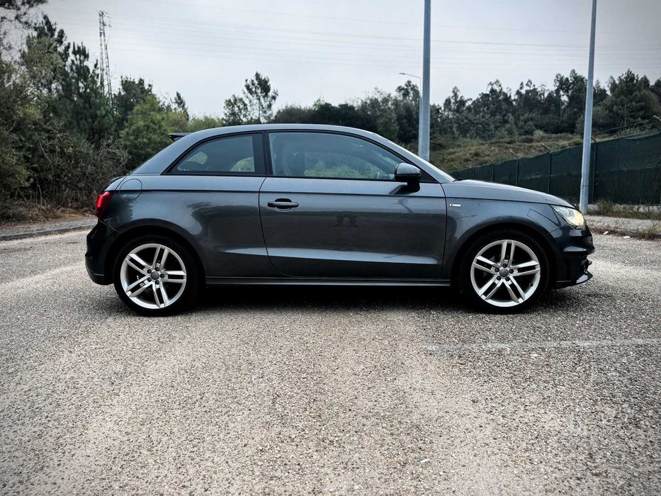 Audi A1 1.6 Tdi Bancos Desportivos Sline