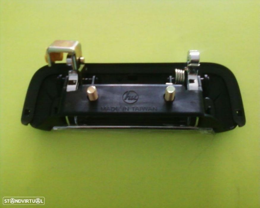 puxador puxadores tampa mala mitsubishi L200 strakar 1996-2005