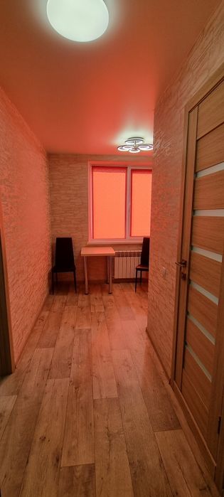 ЛЮКС! Посуточно и почасово Подобово м. Холодная гора, ЖД с балконом! Г