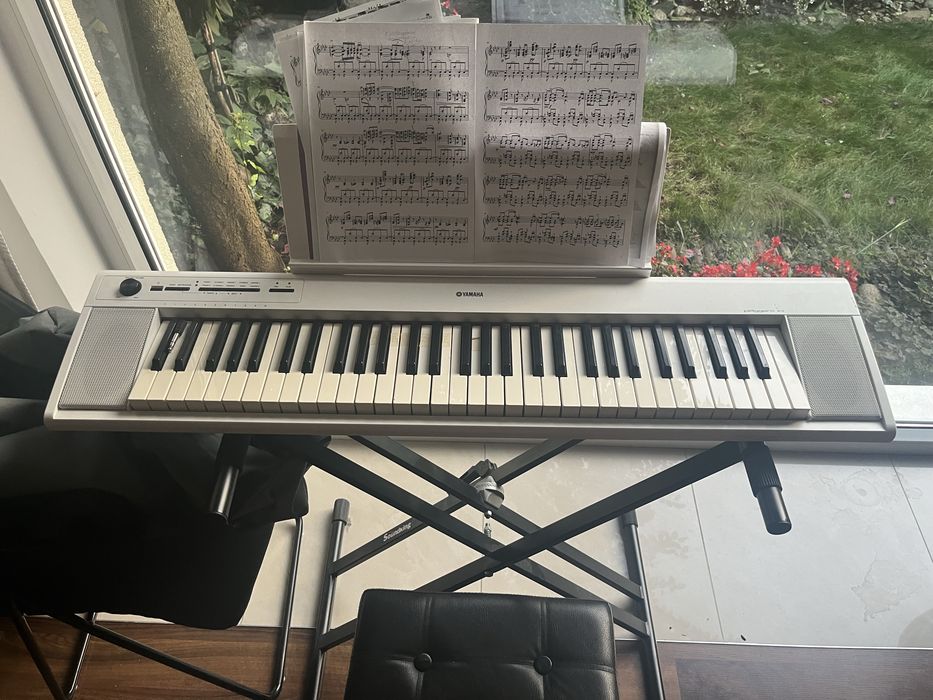 Yamaha NP-15 Piaggero White Set