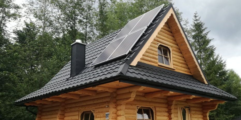 Zasilanie Słoneczne Domku Altany Bacówki Działki Światło LED i USB