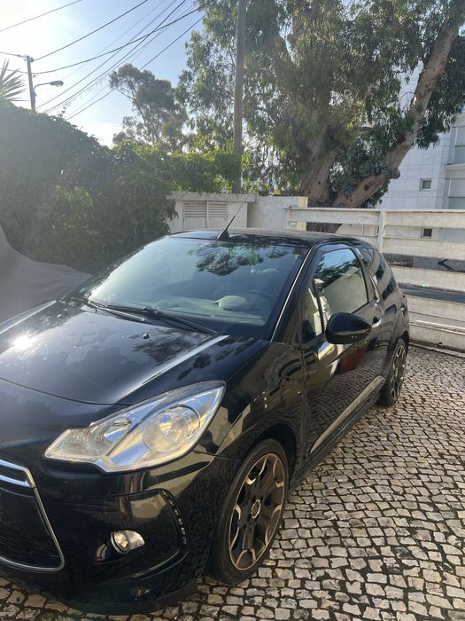 Citroen DS 3 cor preta