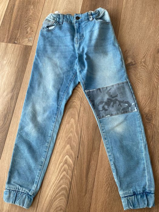 Spodnie jeansowe 146 cm