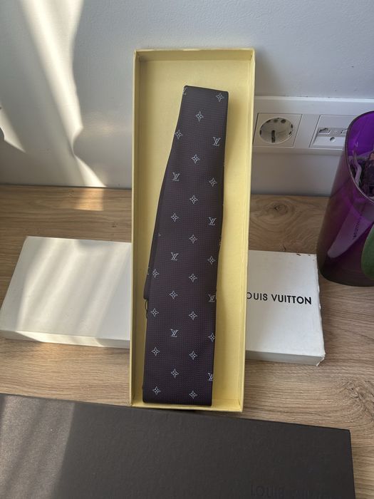 Кравтка Louis Vuitton оригінал