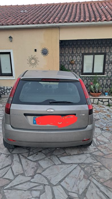 Ford Fiesta 1.4 tdci — photo 4