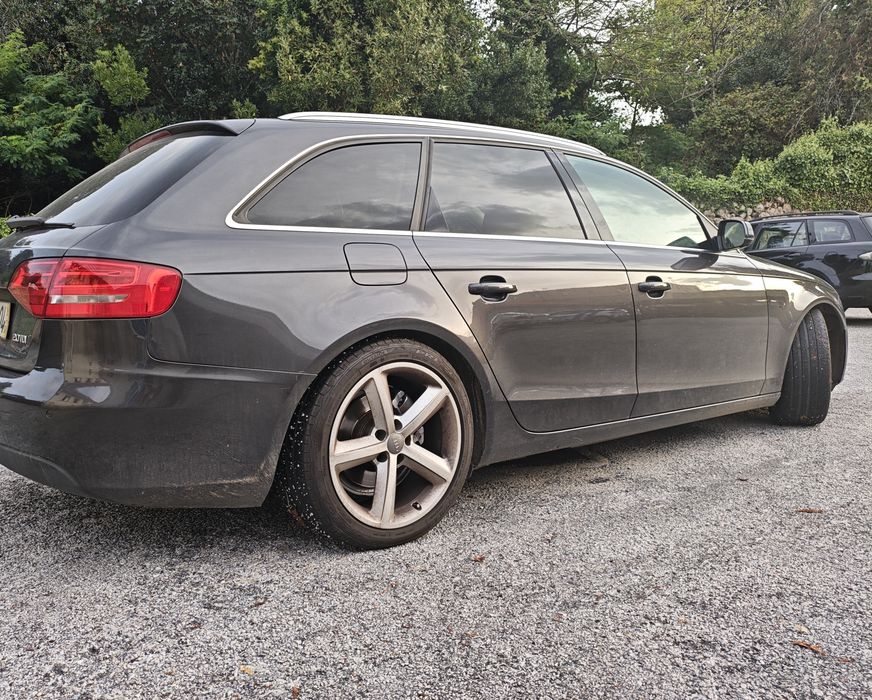 Audi A4 B8 2009 2.0 TDI (180 CV)