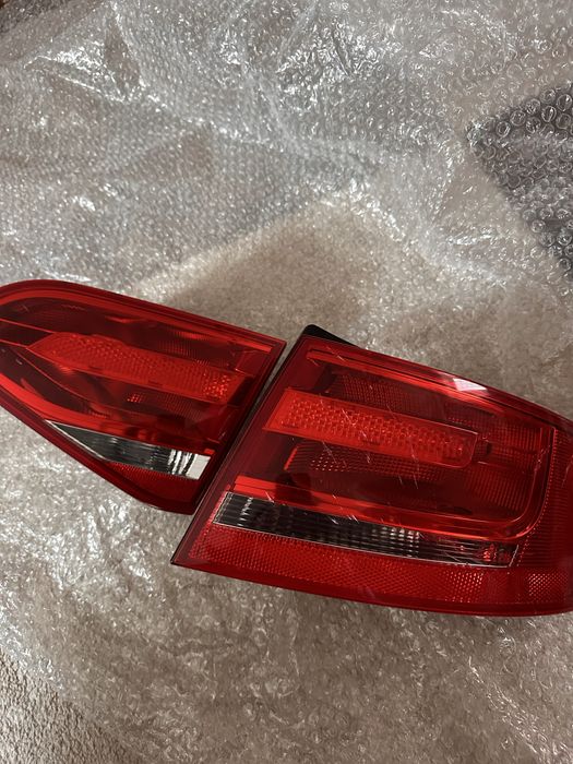 Задні фонарі audi A4 b8