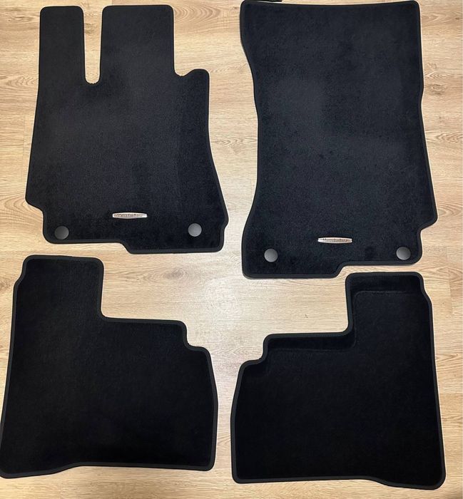 НОВІ Оригінальні килимки Mercedes-Benz