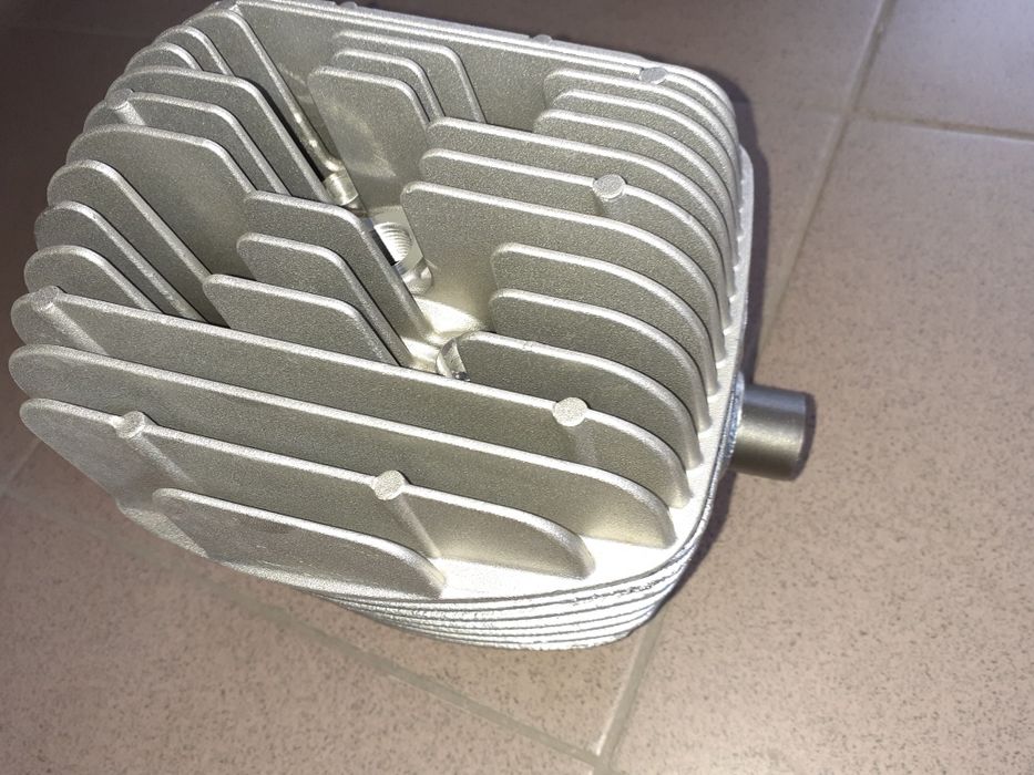 Sprzedam zestaw naprawczy silnik wsk125 cylinfer głowica tłok kpl