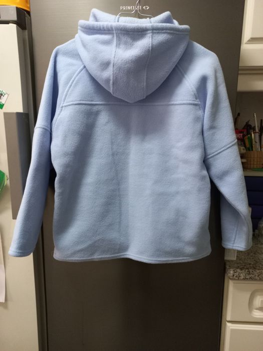 Camisola polar nova, com capuz,  cor azul clara