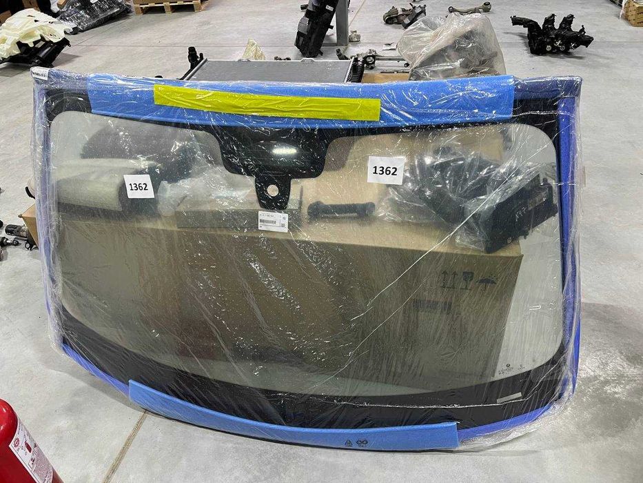 Лобове скло лобовое стекло BMW Г05 , БМВ G05 X5 X7 G07 F95 г07 ф95