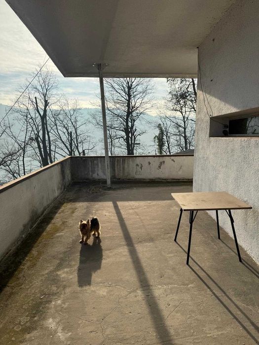 Ośrodek wczasowy wypoczynkowy 500 m² do remontu sprzedam w górach nad jeziorem i rzeką - Widok 2