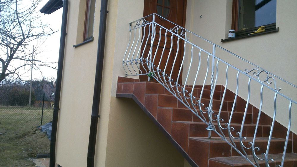 balustrady produkcja montaż , spawanie