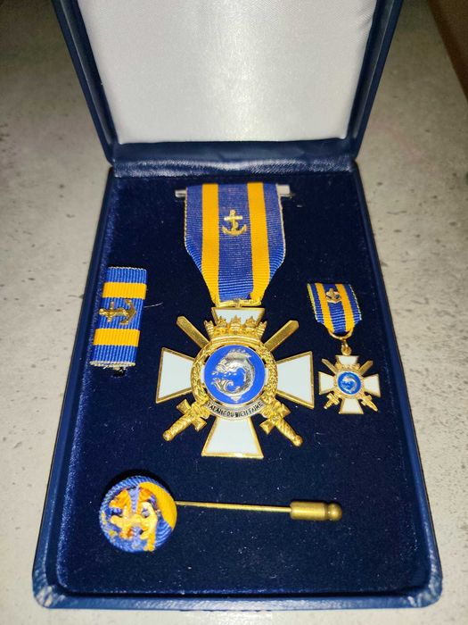 Medalha Cruz Naval de 2.ª Classe da Marinha