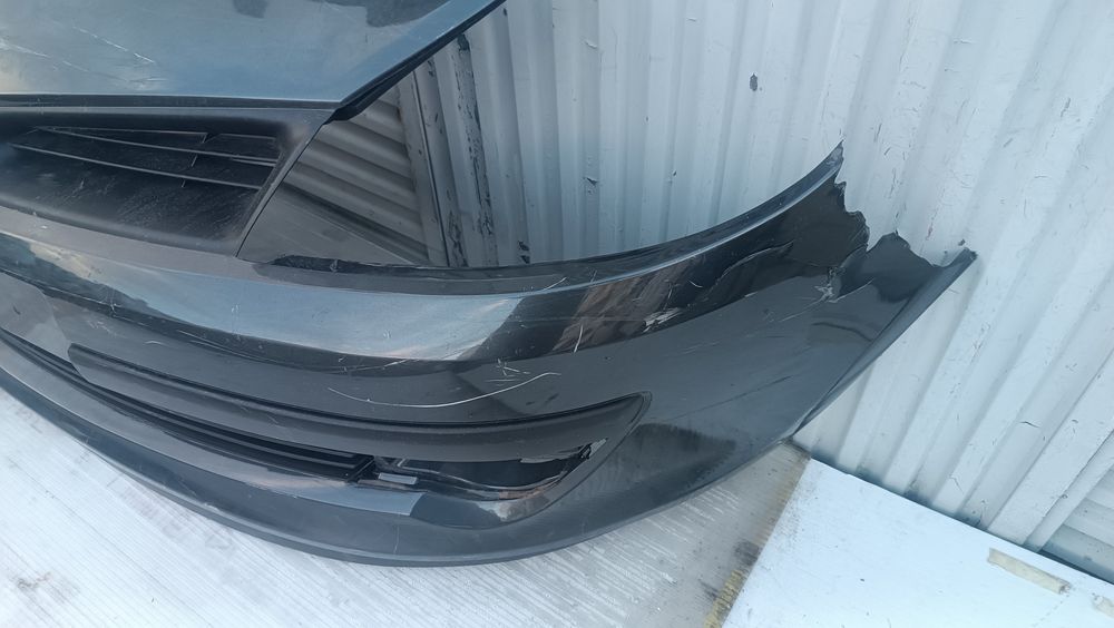 Vendo grelhas de frente do Renault Clio 3 ano 2005/09