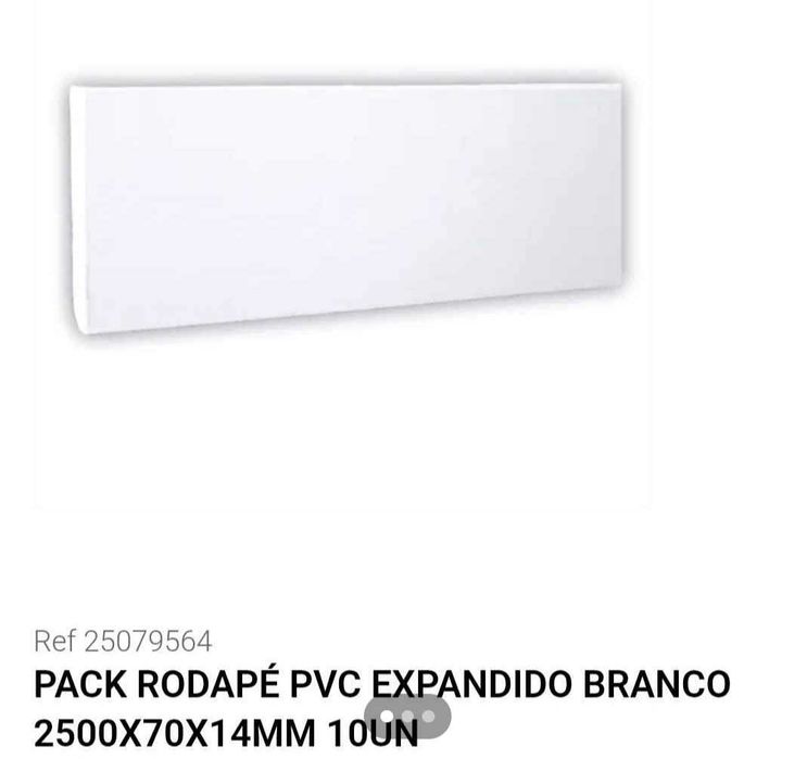 Restos de rodapé de PVC 3 réguas de 2,5 m e um bocado de 0,85 cm