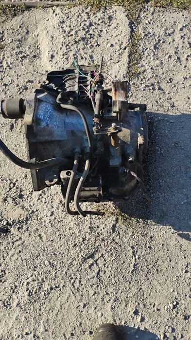 Skrzynia biegów chrysler Voyager 3.3 v6 99r