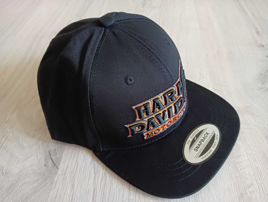 Бейсболка спэпбэк Harley Davidson кепка с прямым козырьком.