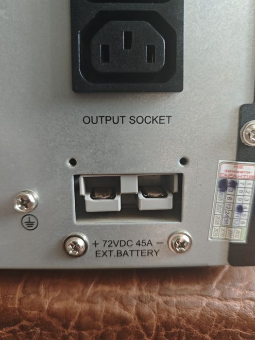 ДБЖ LogicPower 3000 PRO 2,7 кВт