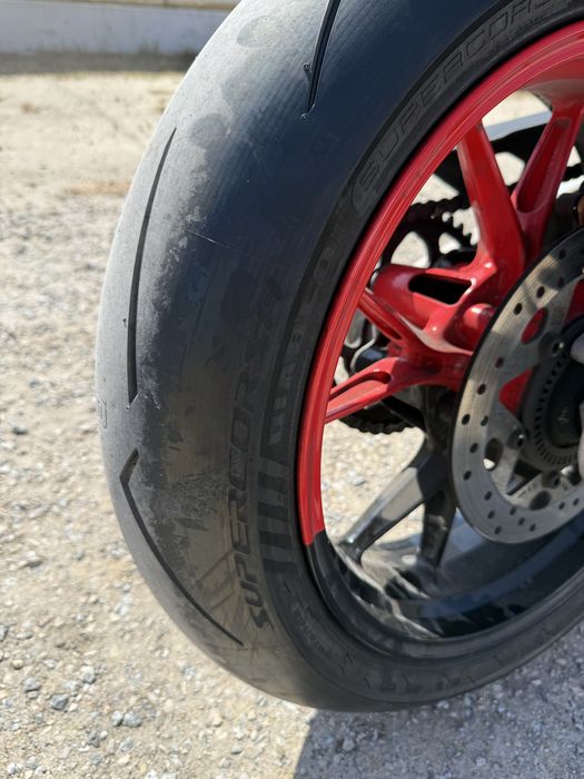 Ducati Hypermortard 698 RVE