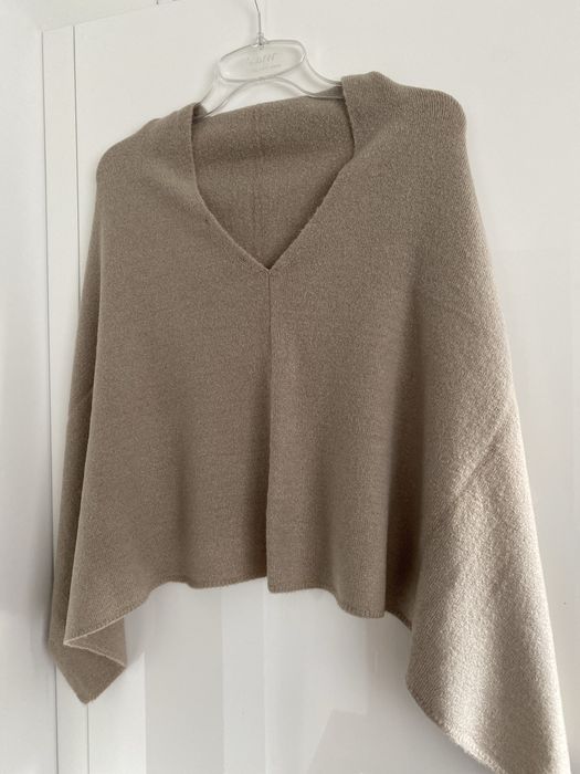 OKAZJA- Ponczo / Betty Barclay