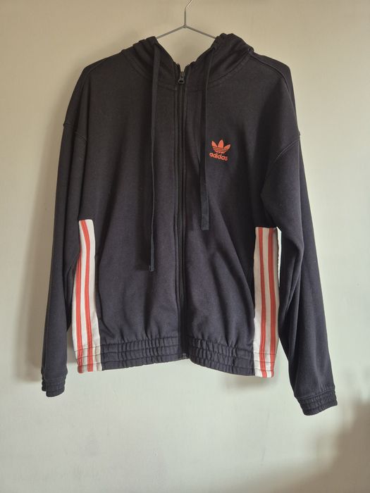Czarna bluza z kapturem adidas