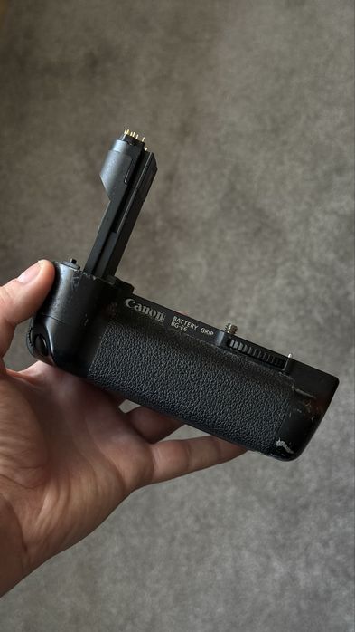 Grip Canon BG-E6 p/ Canon 5D Mark II