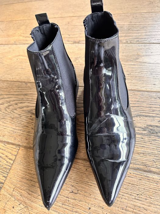 Sztyblety lakierowane Zara