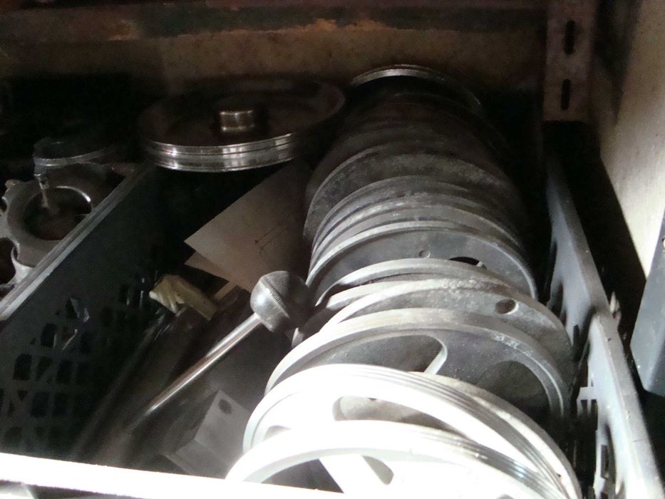 Lâminas   e  correias  para  fiambreiras