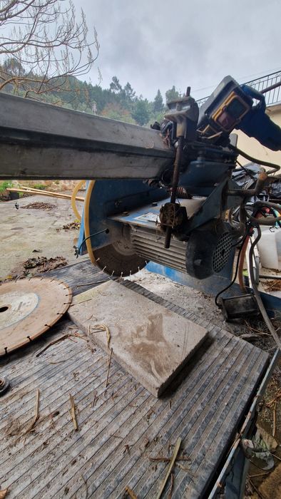 Serra de cortar pedra