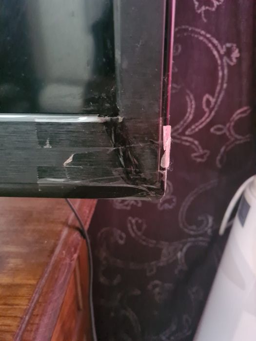 Televisor LCD HANNSPREE